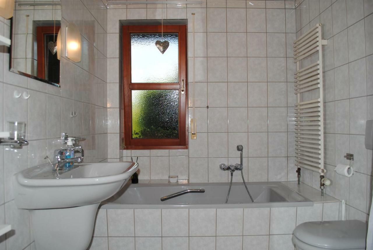 Ferienwohnung Auszeit Losheim am See Dış mekan fotoğraf